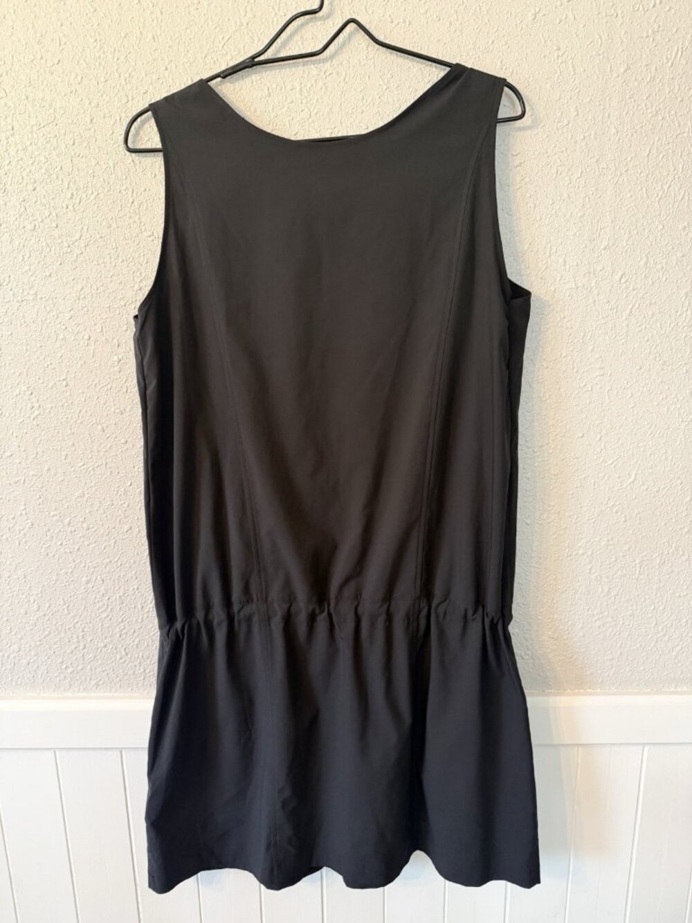 Arc'Teryx Contenta Dress Womens XL Black Sleeveless Outdoor Gorpcore Pockets - Picture 5 of 12